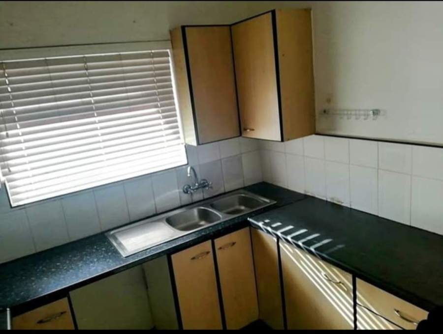 To Let 1 Bedroom Property for Rent in Claremont Western Cape